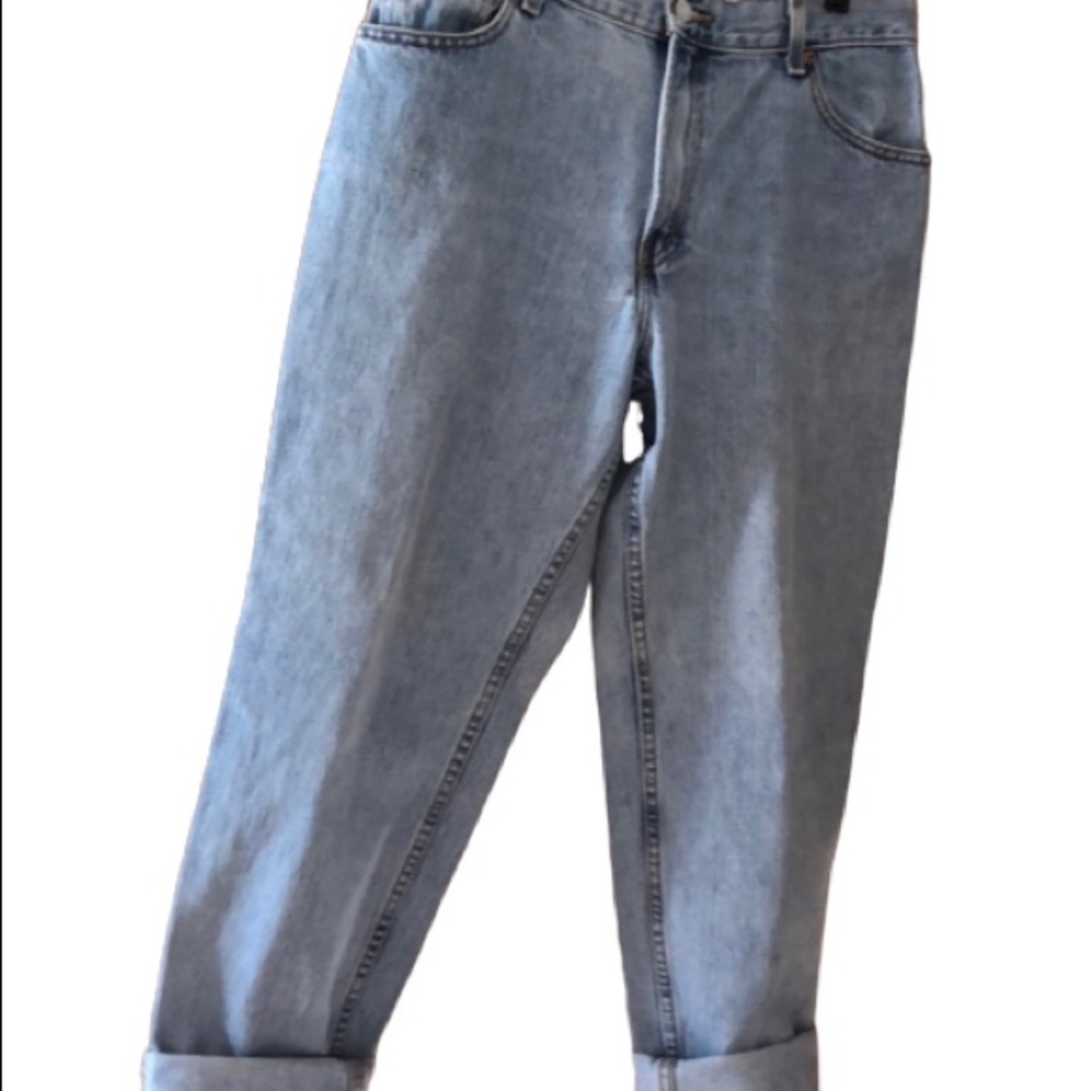 👖HIGH WAISTED VINTAGE LEVIS👖